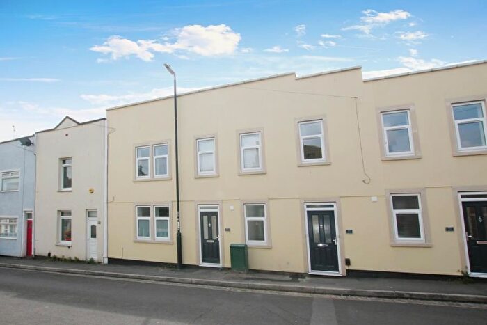 1 Bedroom Flat To Rent In Victoria Parade, Redfield, Bristol, BS5