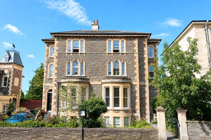 2 Bedroom Apartment For Sale In Archfield Road, Bristol, BS6