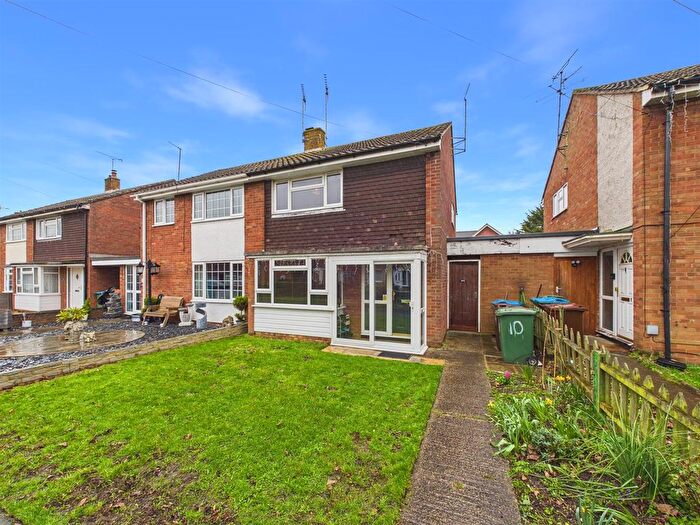 2 Bedroom Semi Detached House For Sale In Cradley Walk, Elmhurst, Aylesbury, HP20