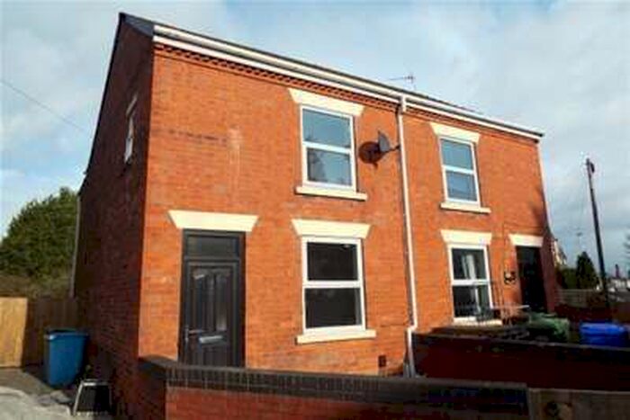 3 Bedroom House To Rent In 67 Cheapside, Worksop, S80