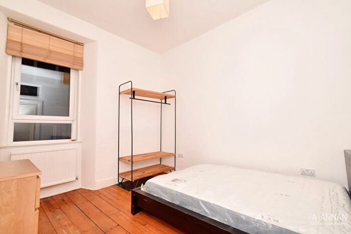 1 Bedroom Flat To Rent In Wolseley Place, Edinburgh, EH8
