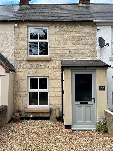 2 Bedroom Cottage To Rent In Quemerford, Calne, SN11