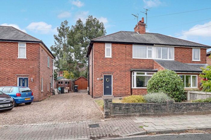 3 Bedroom Semi-Detached House For Sale In Hall Drive, Beeston, NG9
