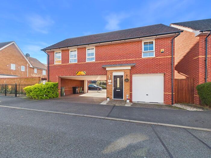 1 Bedroom Coach House For Sale In Farlakes Drive, Peterborough, PE2