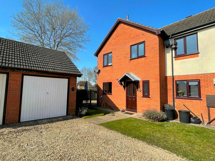 3 Bedroom Property To Rent In Vernatts Green, Spalding, PE11