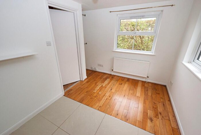 1 Bedroom Flat To Rent In Wellington Road, BN2