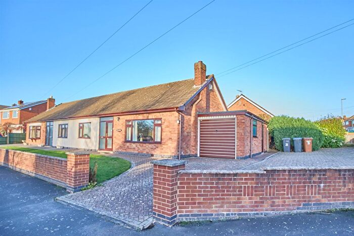 2 Bedroom Property For Sale In Higham Way, Burbage, Hinckley, LE10