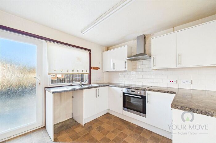 3 Bedroom Terraced House For Sale In Rillwood Court, Lumbertubs, Northamptonshire, NN3