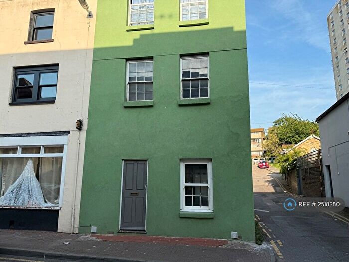 1 Bedroom Flat To Rent In King Street, Ramsgate, CT11