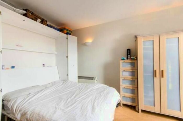 Studio To Rent In Cromwell Road, London, London, SW7