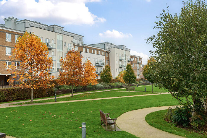 2 Bedroom Apartment To Rent In Grebe Way, Maidenhead, SL6