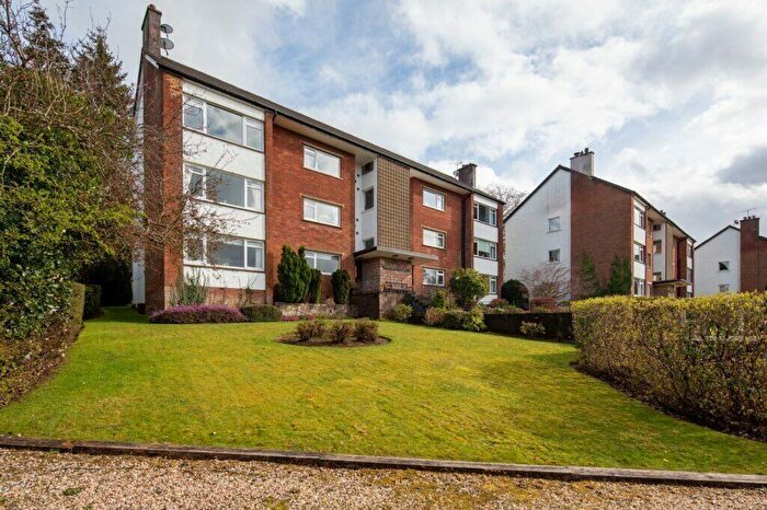 2 Bedroom Flat To Rent In Herndon Court, Flat -, Newton Mearns, East Renfrewshire, G77
