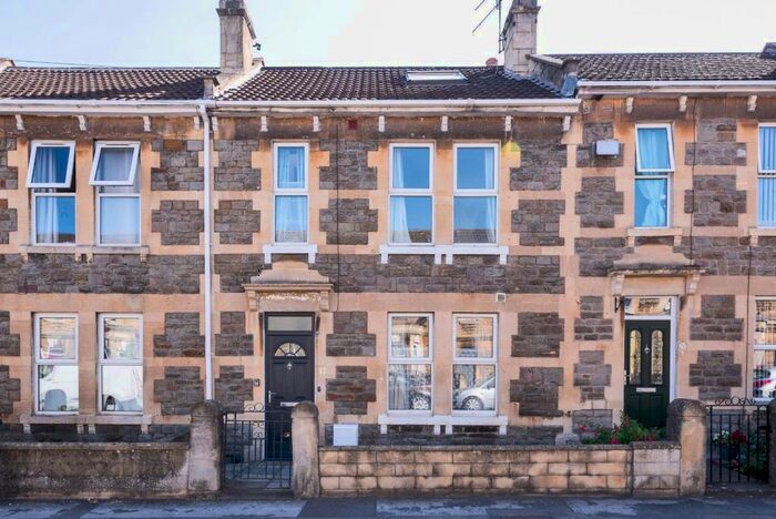 5 Bedroom Terraced House To Rent In Third Avenue, Bath, BA2