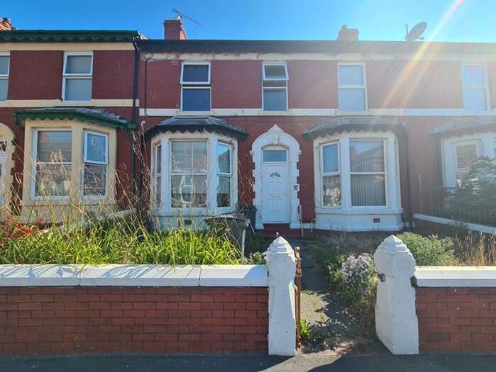 7 Bedroom Terraced House For Sale In Sherbourne Road, Blackpool