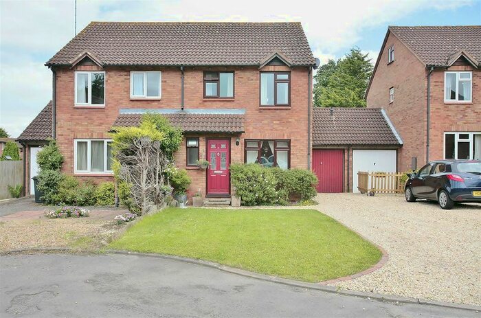 4 Bedroom Semi-detached House To Rent In Browns Close, Oxford, OX2