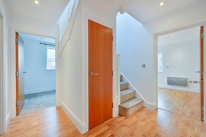 3 Bedroom Flat For Sale In Brentford Lock, Brentford, TW8
