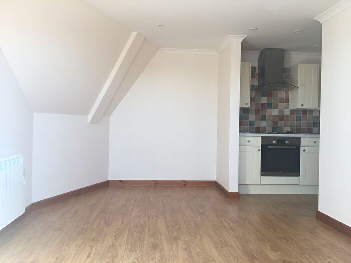 2 Bedroom Flat To Rent In Truro Road, St. Austell, PL25