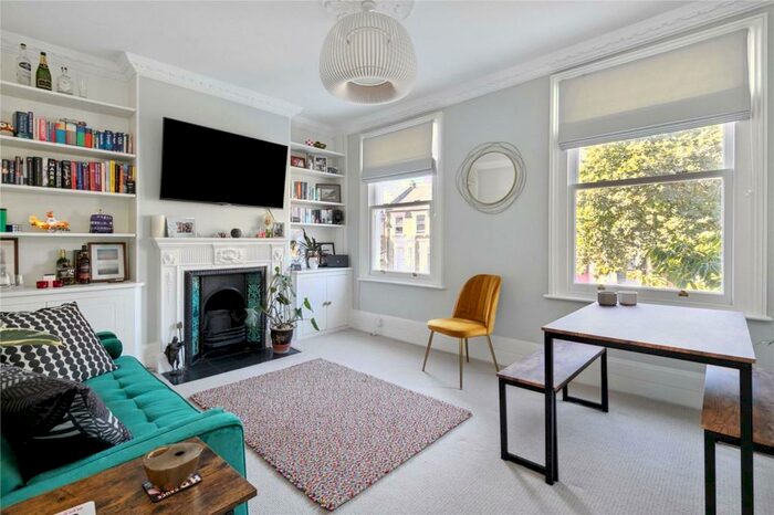 2 Bedroom Flat To Rent In Leconfield Road, Islington, London, N5