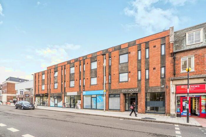 1 Bedroom Flat To Rent In London Road, Southampton, SO15