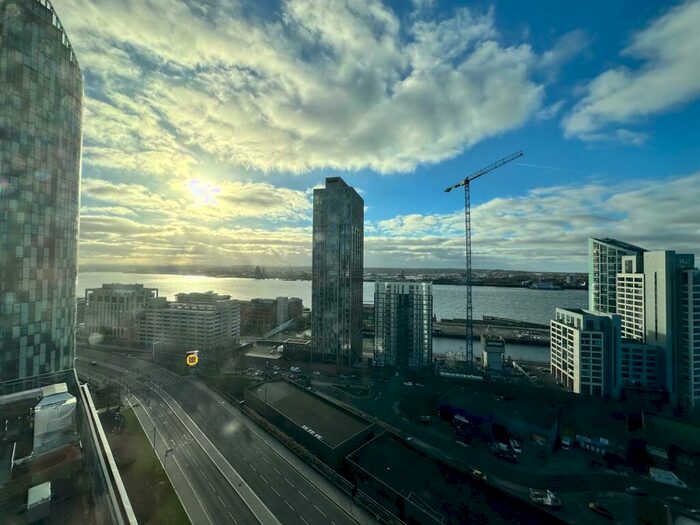 1 Bedroom Apartment To Rent In Beetham Tower, Old Hall Street, Liverpool, L3