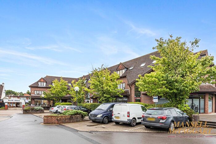 1 Bedroom Flat For Sale In Jengers Mead, Laura House Jengers Mead, RH14