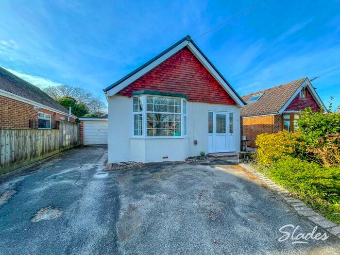 2 Bedroom Bungalow To Rent In Bure Close, Mudeford, Christchurch, BH23