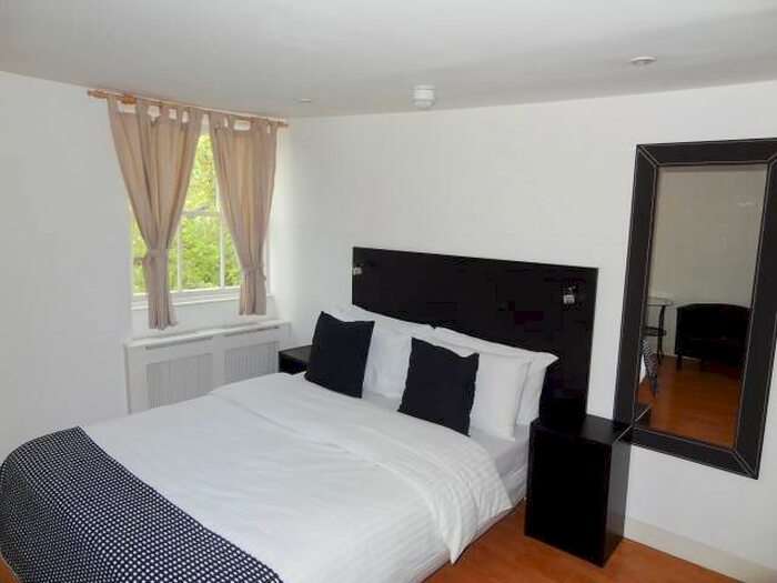 Studio To Rent In Cartwright Gardens, Bloomsbury, London, WC1H