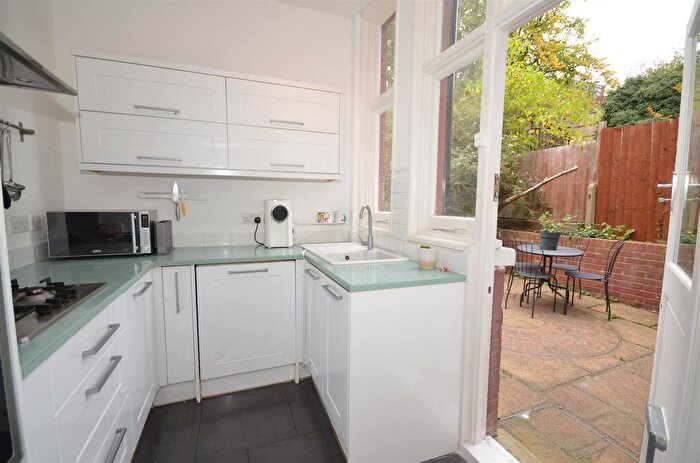 3 Bedroom Property To Rent In Linden Road, Muswell Hill, London, N10