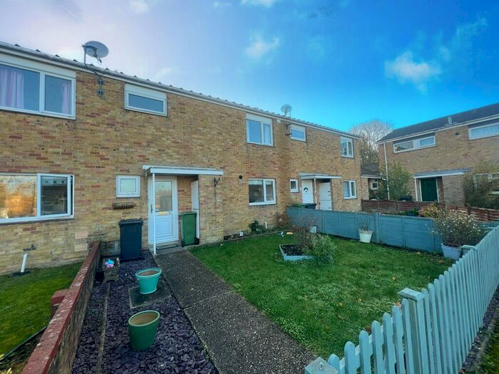 3 Bedroom House To Rent In Chopin Road, Basingstoke, RG22