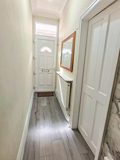 4 Bedroom Terraced House To Rent In Beresford Street, Manchester, M14