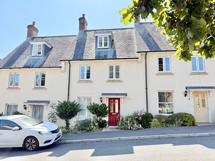 4 Bedroom Terraced House For Sale In Hillcrest Gardens, Exmouth, EX8