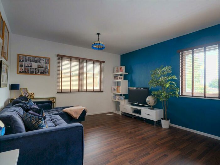 4 Bedroom Detached House For Sale In Aldbourne Road, Baydon, Marlborough, SN8
