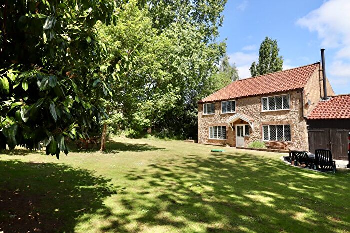 4 Bedroom Cottage For Sale In Washdyke Lane, Glentham, LN8