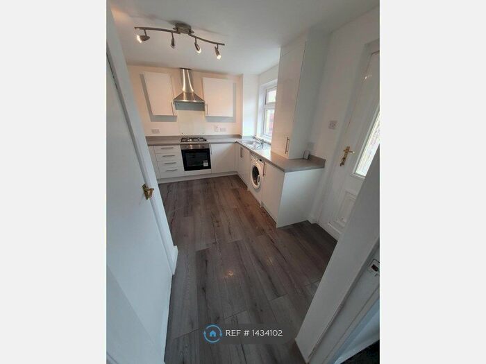 3 Bedroom Terraced House To Rent In Ontario Park, East Kilbride, Glasgow, G75