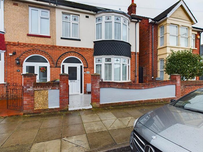 4 Bedroom End Of Terrace House To Rent In Wesley Grove, Copnor, Portsmouth, PO3
