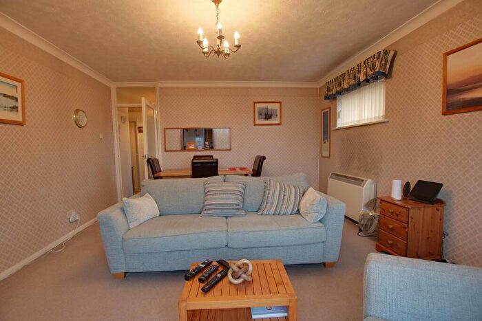 2 Bedroom Apartment For Sale In Winn Road, Southampton, SO17