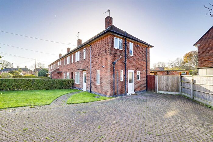 3 Bedroom End Of Terrace House For Sale In Hillbeck Crescent, Nottingham, Nottinghamshire, NG8