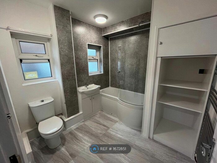 3 Bedroom Maisonette To Rent In Durlston Grove, Birmingham, B28