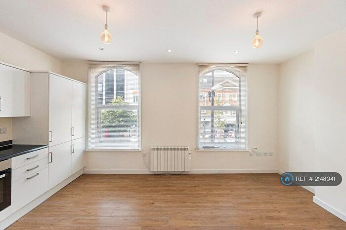 2 Bedroom Flat To Rent In High Street, Bromley, BR1