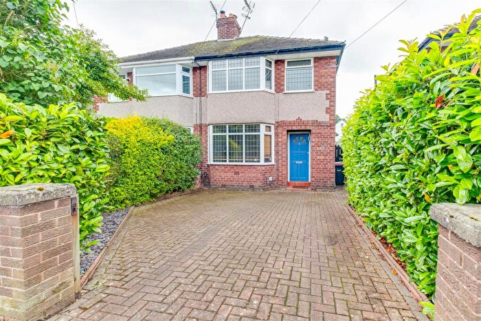 3 Bedroom Semi-Detached House For Sale In Mansfield Road, Whitby, Ellesmere Port, CH65