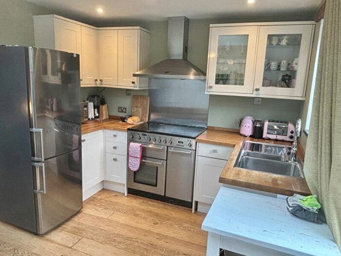 2 Bedroom Character Property To Rent In The Street, Poynings, BN45