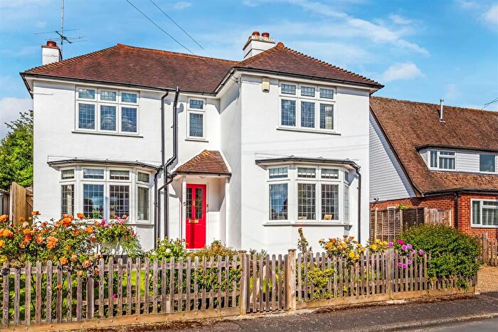 3 Bedroom Detached House For Sale In Gaywood Road, Ashtead, KT21