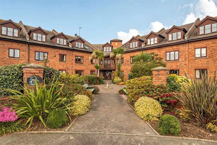 2 Bedroom Retirement Property For Sale In Penrhyn Court, Llandudno, LL30