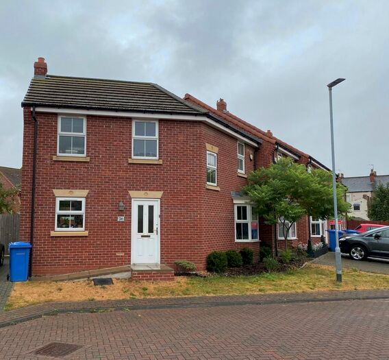 3 Bedroom Semi-Detached House To Rent In Mulberry Gardens, Goole, DN14