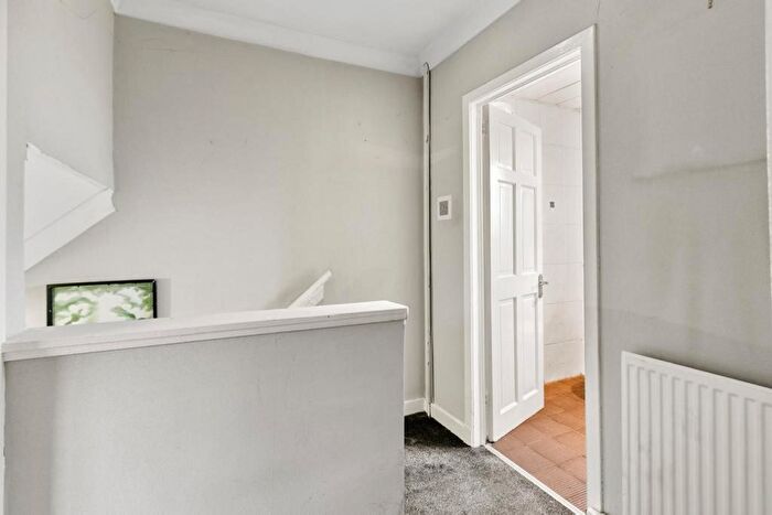 2 Bedroom Semi-Detached House For Sale In Archerhill Road, Knightswood, G13