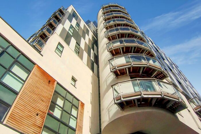 1 Bedroom Flat To Rent In Fresh, Chapel Street, Salford, M3