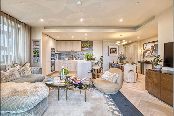 3 Bedroom Apartment For Sale In Chalk Farm Road, Camden, London, NW1