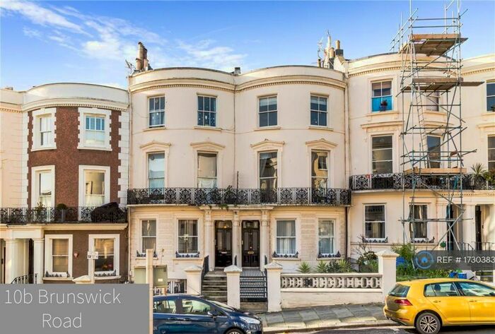 2 Bedroom Flat To Rent In Brunswick Road, Hove, BN3