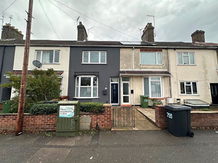 2 Bedroom Terraced House For Sale In Lincoln Road, Peterborough, PE1