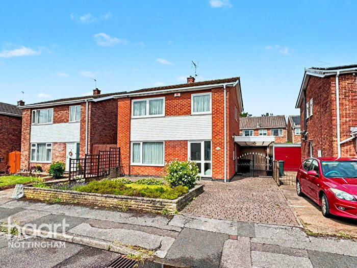 3 Bedroom Detached House For Sale In Kenia Close, Carlton, NG4